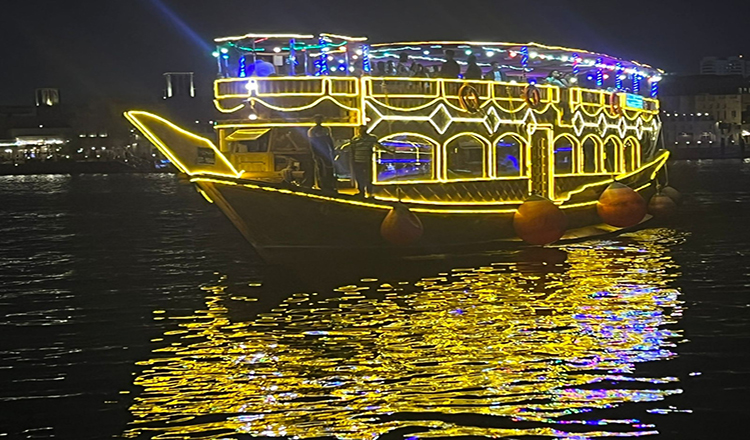 Dhow Cruise Creek Dinner Premium